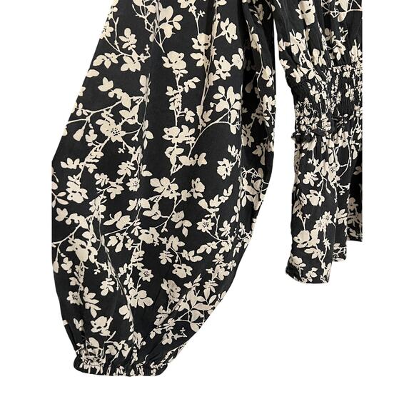 Old Navy Top Womens XLarge Tall Puff-Sleeve Black Floral Smocked Peplum Blouse - Picture 8 of 11